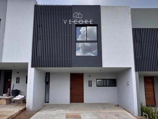 CASA NUEVA EN VENTA EN JARDIN DE LAS VICTORIAS, TLAJOMULCO DE ZUÑIGA