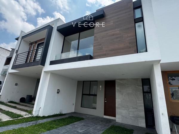 CASA NUEVA EN VENTA EN MADEIRAS, ZAPOPAN