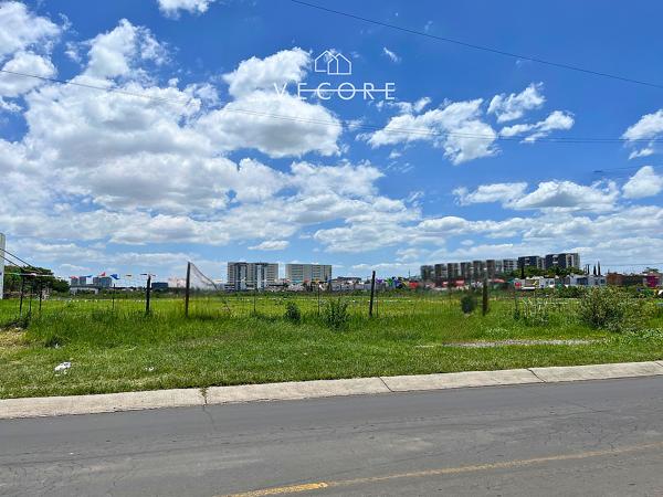 TERRENO EN VENTA EN JARDINES DEL VALLE, ZAPOPAN