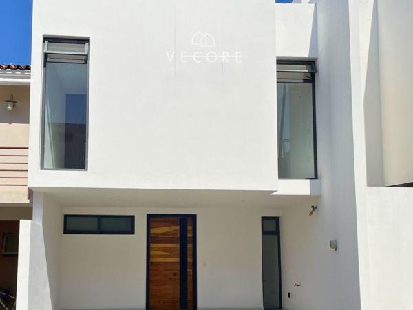 CASA EN VENTA, ALTAVISTA RESIDENCIAL, ZAPOPAN CASA EN VENTA, ALTAVISTA RESIDENCIAL, ZAPOPAN
