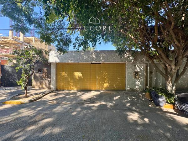 CASA EN VENTA EN MONRAZ, GUADALAJARA CASA EN VENTA EN MONRAZ, GUADALAJARA