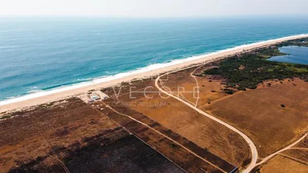 TERRENO FRENTE A PLAYA DE ACAPULCO, GUERRERO