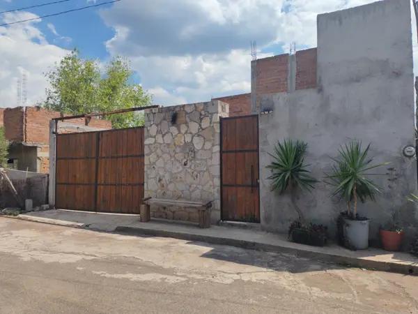 CASA A 700 DEL TEC DE MONTERREY