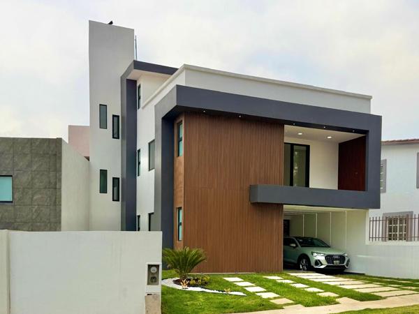 Casa en Venta en Conjunto Cerrado en Calimaya