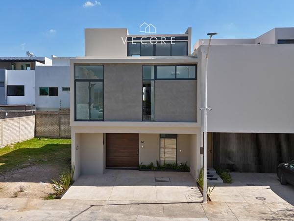 CASA EN VENTA EN SOLARES, ZAPOPAN CASA EN VENTA EN SOLARES, ZAPOPAN