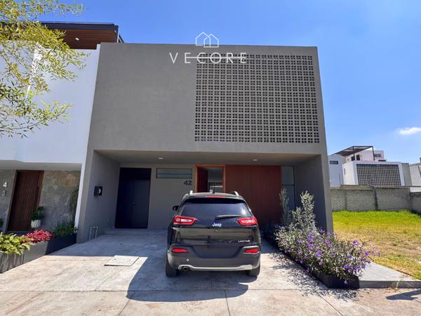 CASA EN VENTA EN ALTANZA, SOLARES, ZAPOPAN CASA EN VENTA EN ALTANZA, SOLARES, ZAPOPAN