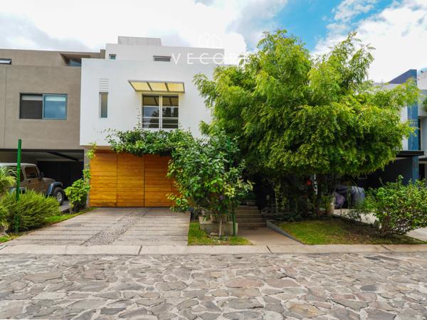 CASA EN VENTA EN NOVATERRA, ZONA REAL, ZAPOPAN CASA EN VENTA EN NOVATERRA, ZONA REAL, ZAPOPAN
