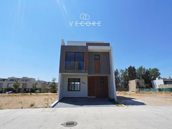 CASA EN VENTA EN ZOI GALERIAS SUR, TLAJOMULCO DE ZUÑIGA CASA EN VENTA EN ZOI GALERIAS SUR, TLAJOMULCO DE ZUÑIGA