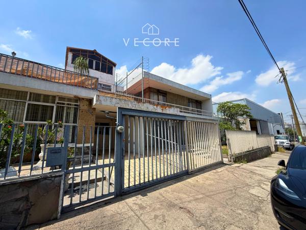 CASA EN VENTA, ZONA CALZ. GONZÁLEZ GALLO, GUADALAJARA