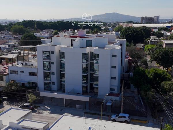 DEPARTAMENTO EN VENTA, JARDINES DEL BOSQUE, GUADALAJARA