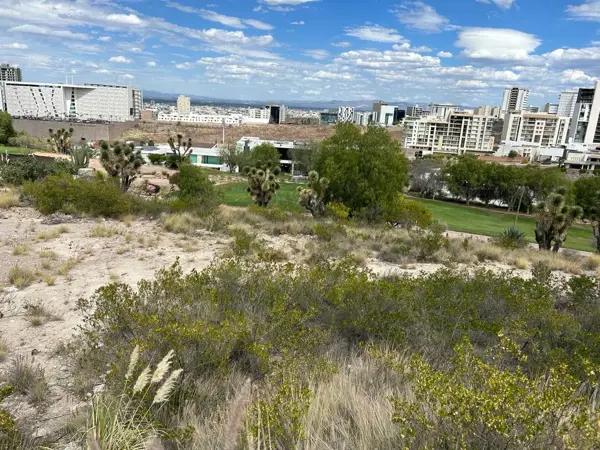 Terreno en venta en club de golf la loma