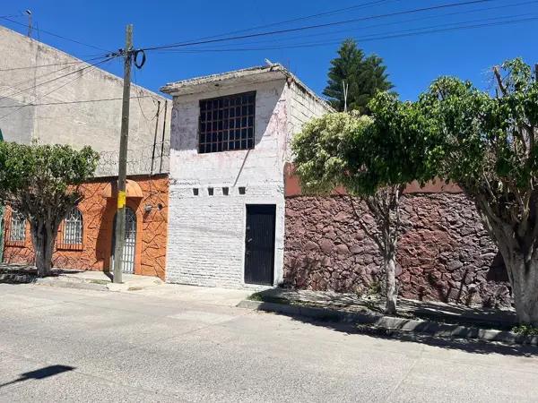 CASA EN VENTA ALAMEDA CELAYA CASA EN VENTA ALAMEDA CELAYA