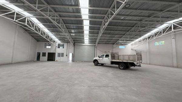 BODEGA EN RENTA JUNTO AL DISTRIBUIDOR EL SARAPE