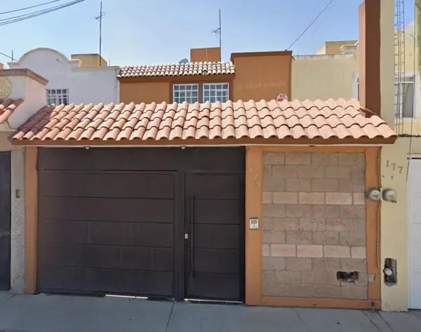 VENTA DE CASA EN SAN LUIS POTOSI DE LA COLONIA VALLE DE DALIAS