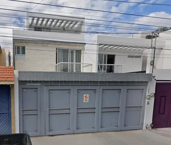 VENTA DE CASA EN SAN LUIS POTOSI DE LA COLONIA LOMA VERDE
