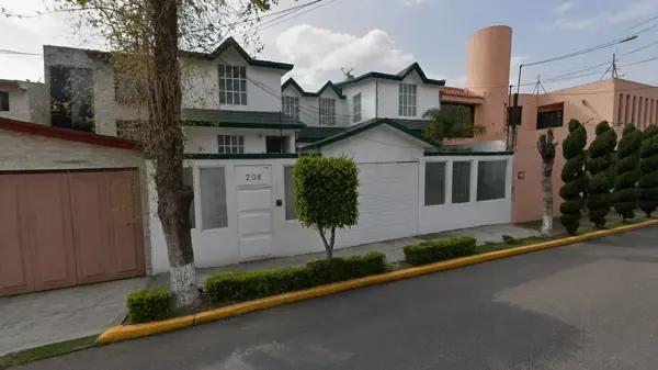 Casa en venta a 15 min del centro de Toluca