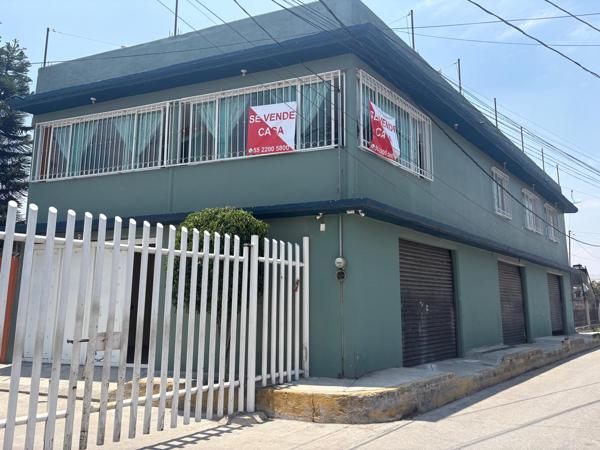 Excelente oportunidad de inversión: casa con locales comerciales en funcionamiento
54121381948
