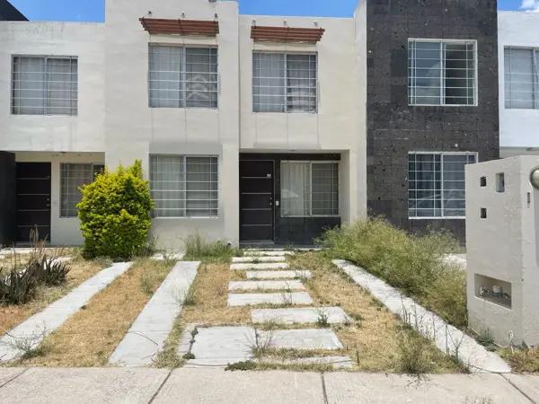 CASA EN VENTA EN VILLAS DE BONATERRA AL SUR DE AGUASCALIENTES (GA)