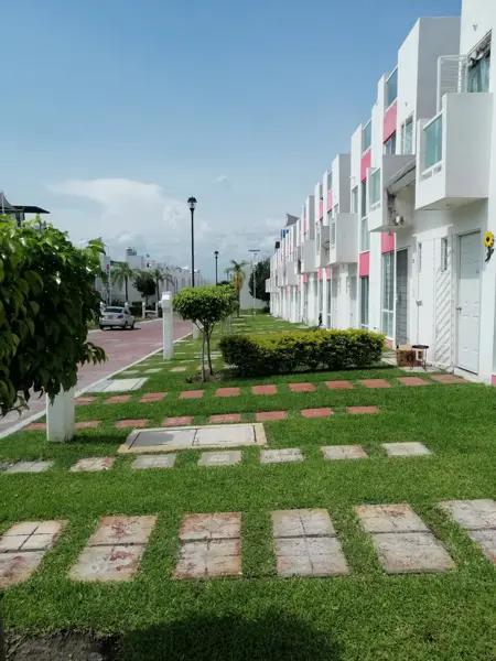 CASA AMPLIA EN VILLA AQUA TEQUEX