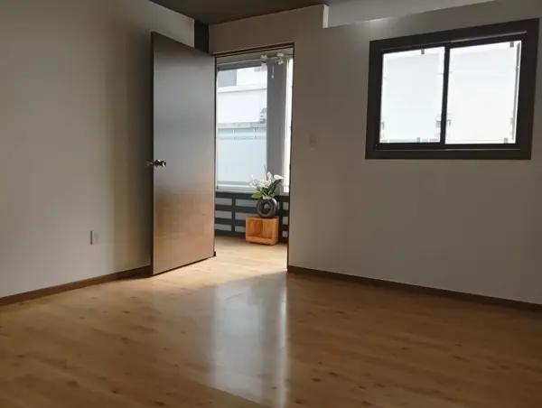 Renta de oficina o consultorio en 1er piso en Metepec, cerca de Av. Torres y Av. Estado de México