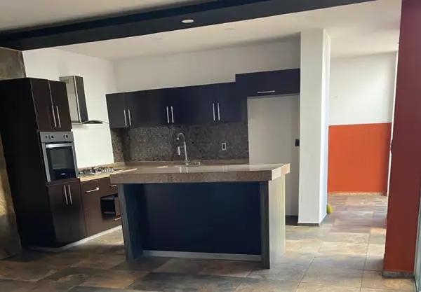 CASA EN VENTA EN PASEO DEL PARQUE TRES MARIAS, MORELIA