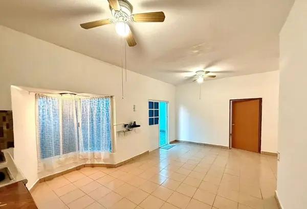 Casa sola a super precio en Xochitepec.