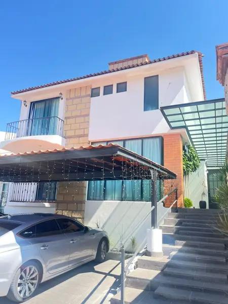 Se vende casa Estilo Rustico moderno mexicano, en fracc el Monasterio Morelia