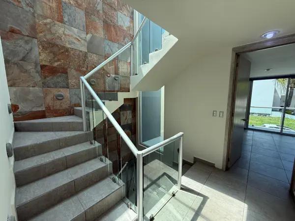 GRAN OPORTUNIDAD CASA EN VENTA EN LOMAS DE ANGELÓPOLIS