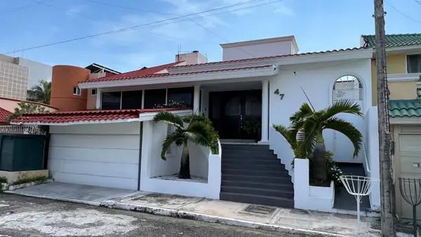 Casa en Venta en Costa de Oro Casa en Venta en Costa de Oro
