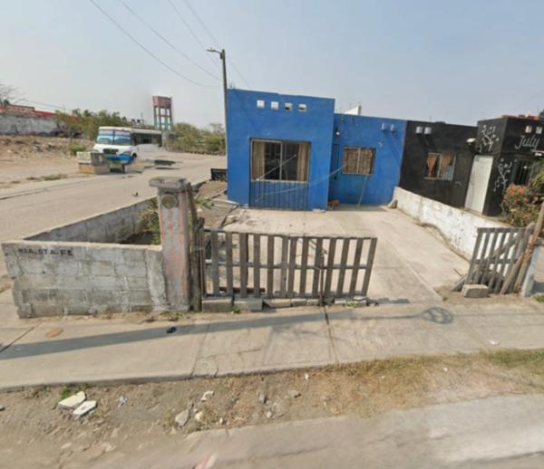 Casa en venta en Fraccionamiento Costa Dorada Veracruz, excelente ubicación