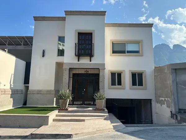 ** CASA EN VENTA COLORINES SAN PEDRO GARZA GARCÍA ** CASA EN VENTA COLORINES SAN PEDRO GARZA GARCÍA