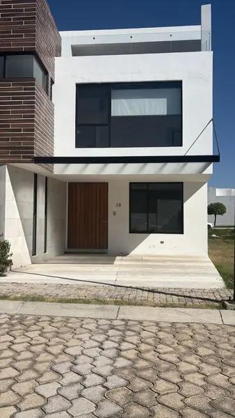 CASA EN VENTA LOMAS DE ANGELOPOLIS PUEBLA PARQUE BAJA CALIFORNIA RECAMARA ABAJO CON 4 RECAMARAS CASA EN VENTA LOMAS DE ANGELOPOLIS PUEBLA PARQUE BAJA CALIFORNIA RECAMARA ABAJO CON 4 RECAMARAS