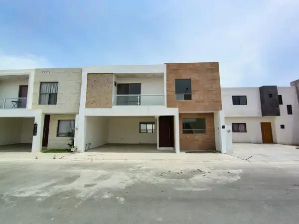 Casa en PREVENTA en los olivos, Gómez Palacio.