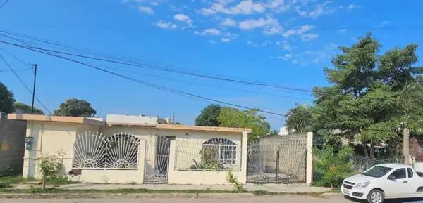 TERRENO CON CONSTRUCCION EN VENTA