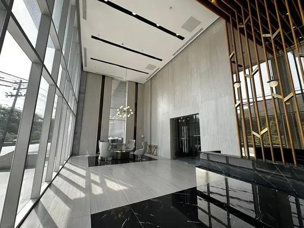 Oficinas AAA en Torre VINTA – Zona Santa María