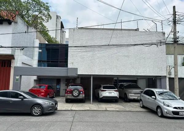 RENTA Casa Oficinas/clínica Cda. Félix Cuevas RENTA Casa Oficinas/clínica Cda. Félix Cuevas