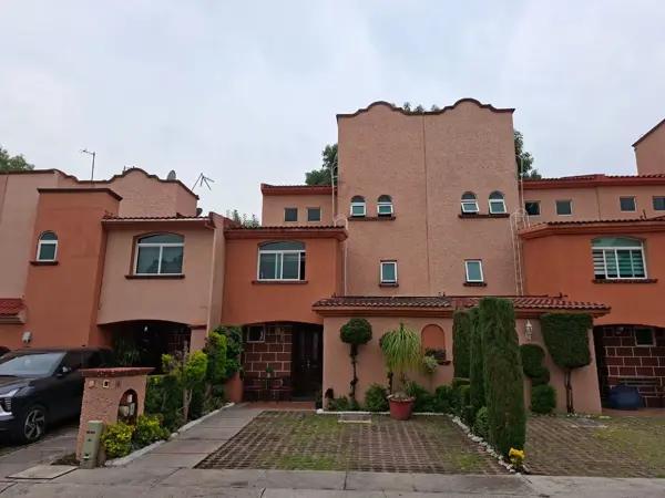 Casa en venta en Jardines de Santa Monica, Tlalnepantla de Baz, México Casa en venta en Jardines de Santa Monica, Tlalnepantla de Baz, México