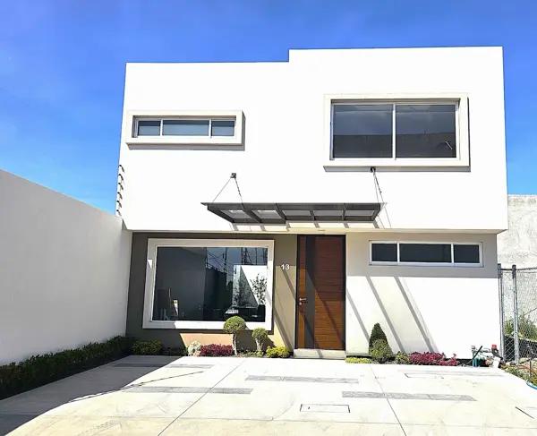 Casa en Venta en Metepec a 5 minutos del tren ALBATROS Mod Alcatraz