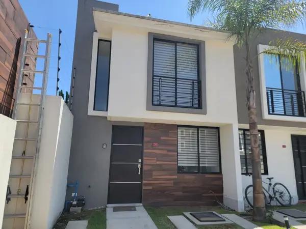 Casa en renta, Cuautlancingo, VW, Periferico.