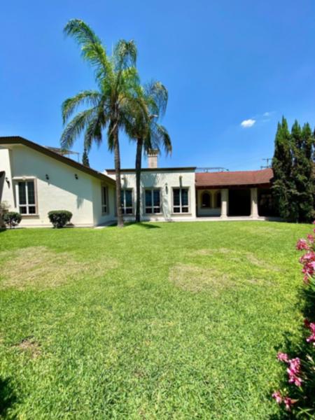 Venta casa en lomas del valle 1 piso