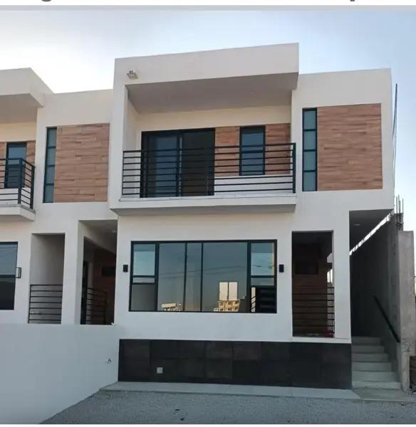 Casa en venta en Lomas de Montecarlo, Playas de Rosarito, Baja California