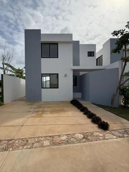 CASA EN VENTA EN MERIDA EN PRIVADA CON AMENIDADES, CAUCEL, MOD A CASA EN VENTA EN MERIDA EN PRIVADA CON AMENIDADES, CAUCEL, MOD A