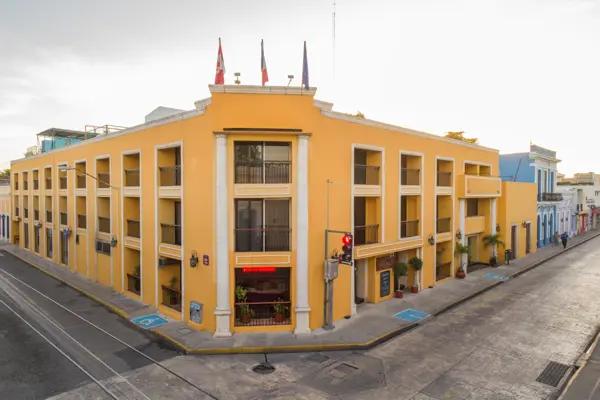 Hotel en venta en el primer cuadro del centro histórico de merida