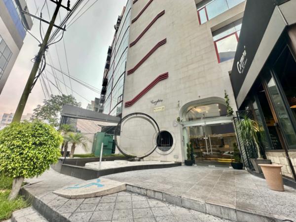 Oficinas en renta en interlomas, varios tamaños disponibles
