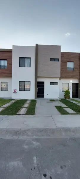 Casa en venta Gómez Palacio | Frente a Col. El Dorado