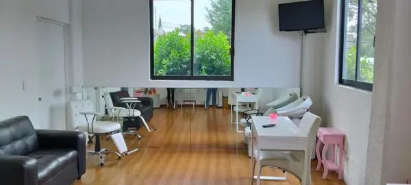 CONSULTORIOS EN RENTA DE DIFERENTES MEDIDAS, CON BUENA UBICACION.