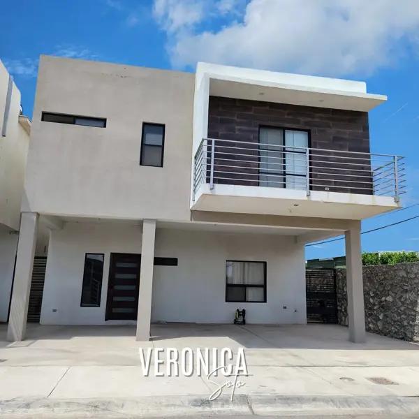 Casa en Renta – Fracc. Quinta Sofía Casa en Renta – Fracc. Quinta Sofía