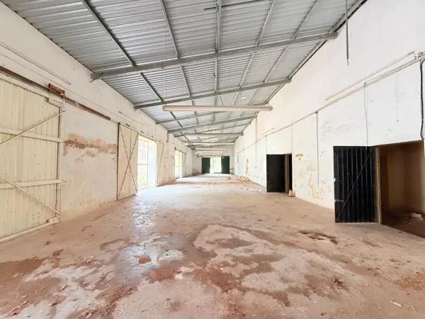 BODEGA EN VENTA CON AMPLIO TERRENO EN EL CENTRO DE MERIDA YUCATAN