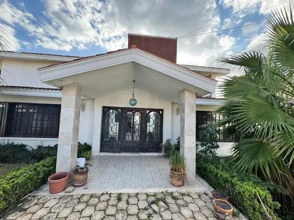 CASA EN VENTA EN MERIDA CON 4 HABITACIONES CASA EN VENTA EN MERIDA CON 4 HABITACIONES