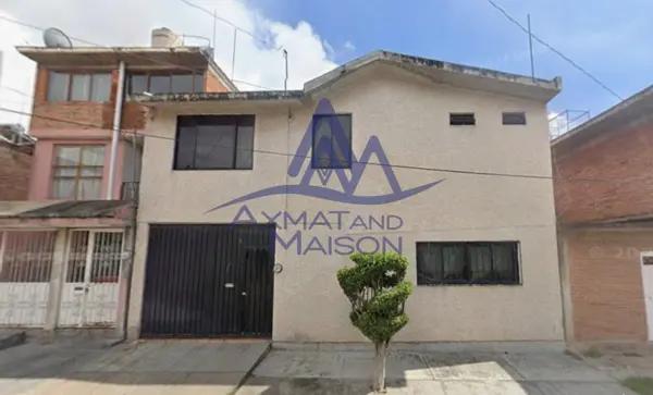 CASA EN VENTA EN POETAS ZITACUARO MICHOACAN AD15